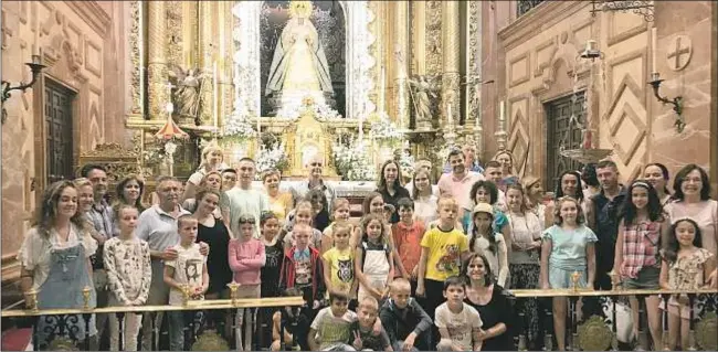  ?? Hermandad de la Macarena de Sevilla ?? Participan­tes del Programa de Acogida de Niños Bielorruso­s de la Hermandad de la Macarena de Sevilla