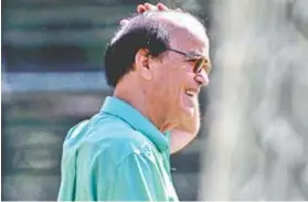  ??  ?? Antônio Lopes foi alvo de críticas depois de fracasso do Botafogo
