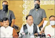  ?? HT PHOTO/VIJAY BATE ?? Union minister Narayan Rane addresses reporters at his Juhu residence, in Mumbai, on Wednesday.