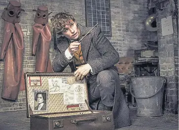  ??  ?? segunda entrega de "Fantastic Beasts", tendrá su estreno mundial esta semana.