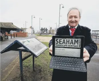  ??  ?? Cllr Kevin Shaw showcasing the Discover Seaham app.