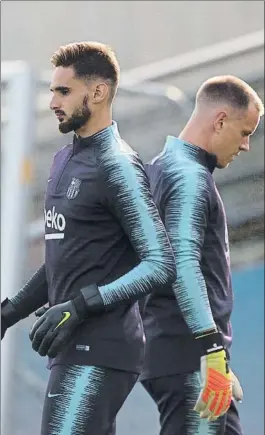  ?? FOTO: PERE PUNTÍ ?? Ezkieta por Cillessen El guardameta navarro trabajó ayer con Ter Stegen