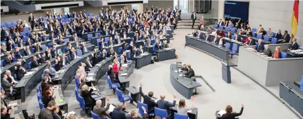  ?? Foto: dpa/Bernd von Jutrczenka ?? Am Mittwoch kam der Bundestag zusammen und stimmte unter anderem über die Einsetzung der Fachaussch­üsse ab.