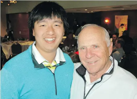  ?? PHOTOS: FRED LEE/PNG ?? Profession­al golfer Eugene Wong joined philanthro­pist and community builder Marty Zlotnik to enjoy a day on the links in support of the YMCA’s First Tee program.