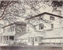  ?? CITY OF HAMILTON ?? Historical photo of the Chedoke Estate, with its attached conservato­ry.