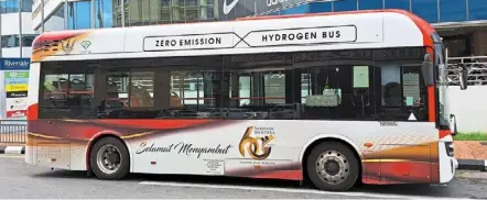  ?? ?? Hop on the hydrogen bus in Kuching for a free tour of the city.