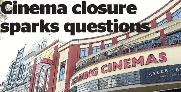  ?? KEVIN STENT/STUFF ?? Shocked tenants have been given immediate notice to move out of Reading Cinema’s building in Wellington, due to earthquake risk.