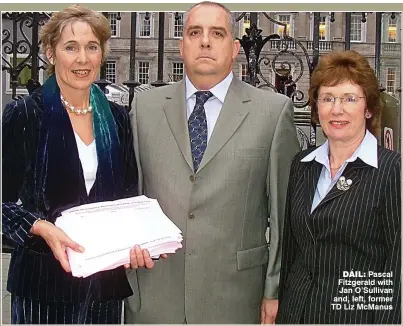  ??  ?? dáil: Pascal Fitzgerald with Jan O’Sullivan and, left, former TD Liz McManus