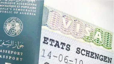  ??  ?? L’Italie et l’Espagne ont procédé à une ouverture partielle de leurs services traitant en priorité les demandes de visa d’affaires