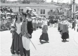  ??  ?? CELEBRACIÓ­N. Otavalo vive sus fiestas octubrinas.