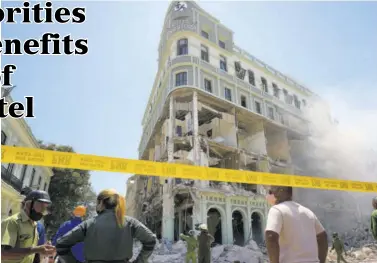  ?? (Photo” AP) ?? The five-star Hotel Saratoga is heavily damaged after an explosion in Old Havana, Cuba, Friday, May 6, 2022.