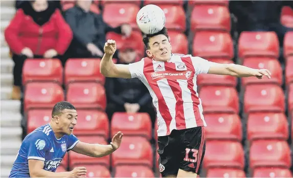  ??  ?? Luke O’Nien in action for Sunderland in the 1-0 win over Ipswich Town at the Stadium of Light.