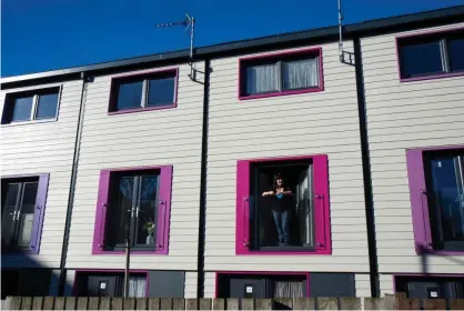  ?? Photograph: Energiespr­ong Internatio­nal/IET ?? Low-carbon ‘Energiespr­ong’ homes in Nottingham.