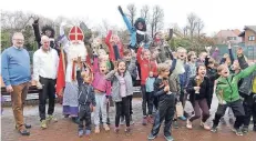  ?? FOTO: TCRW ?? Die Kinder hatten viel Spaß und forderten auch den Nikolaus und dessen Knechte heraus.