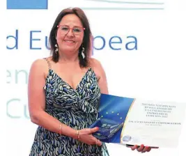  ?? ?? Ana Mesonero posa con el Premio en Tecnología e Innovación