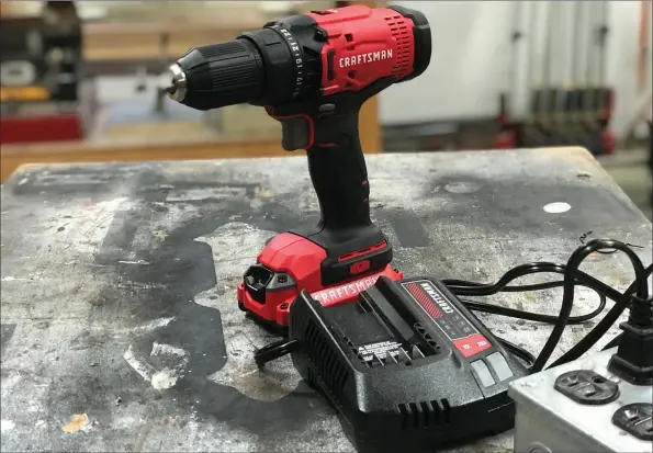  ?? STEVE MAXWELL PHOTOS ?? Consumer-grade cordless drills have become less expensive and better than ever. Lithium-ion batteries and brushless motor designs are two reasons why.
