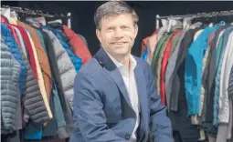  ?? MCNAIREVAN­S/ TROVE RECCOMERCE ?? Andy Ruben, cofounder and CEO of Trove, was Walmart’s first chief sustainabi­lity officer before getting into the resale business.