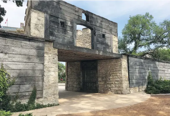  ?? PHOTOS: STEVE LAMBERT/THE CANADIAN PRESS ?? The north gate of Upper Fort Garry is shown from inside the provincial park in Winnipeg.