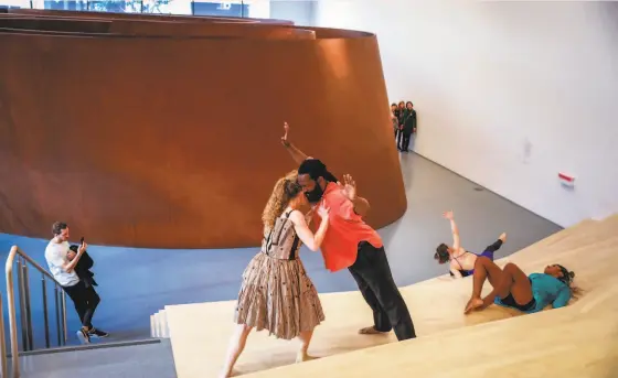  ?? Gabrielle Lurie / The Chronicle 2018 ?? Cookie Harrist ( center left) and Antoine Hunter ( center right) of Epiphany Dance Theater perform at SFMOMA in 2018.