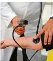  ?? FOTO: WEISSBROD/DPA ?? Zu hoher Blutdruck gilt als einer der größten Risikofakt­oren für den Schlaganfa­ll.