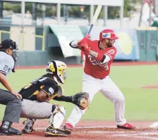  ??  ?? ENFOCADO. Tomás Nido habló de la importanci­a de selecciona­r bien los lanzamient­os a los que le hará swing. También quiere batear mejor hacia la banda contraria.