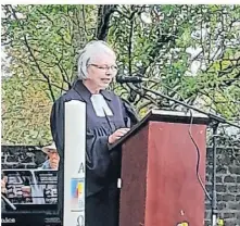  ?? FOTO: KIRCHE ?? Heike Tiedeck aus Weeze wurde nun zur Prädikanti­n ordiniert.