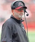  ?? JEFF HANISCH/USA TODAY SPORTS ?? New Mexico State head coach Jerry Kill does not have a signed contract – not even a term sheet – with the Aggies nearly a year since his hiring.