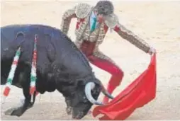  ?? // AFP ?? José Tomás, a izquierdas con el segundo toro