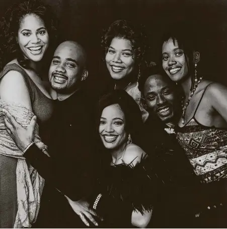  ?? Fox ?? “Living Single” starred Kim Fields, clockwise from front, Kim Coles, John Henton, Queen Latifah, T.C Carson and Erika Alexander.