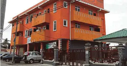 Warga Asing Monopoli Perniagaan Di Paya Jaras Pressreader