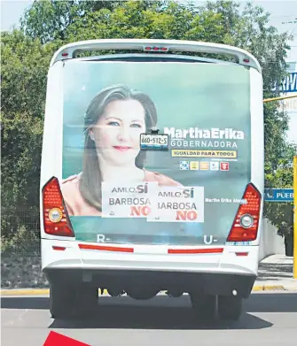  ??  ?? La publicidad política no podrá plasmarse vehículos de transporte de pasajeros