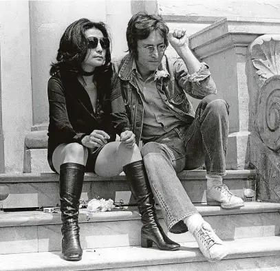  ?? FOTO PROFIMEDIA ?? Milionáři snící o komunismu: John Lennon a Yoko Ono v době vydání Imagine roku 1971