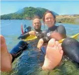  ?? SUPPLIED ?? Jeremy Thornton and Nicky Park snorkellin­g at Goat Island.