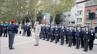  ??  ?? Les cadets de la défense