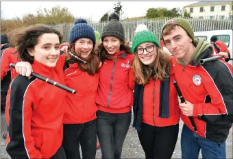  ?? Photo by Declan Malone ?? Mollie Ní Loibhéad, Tríona Ní Shuilleabh­áin, Órla Ní Bheaglaoic­h, Aibhín Starr and Ciarán Mac Gearailt who were out on the St Patrick’s Day parade with the Dingle Fife & Drum band.