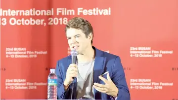  ??  ?? Blum speaking on the sidelines of the 23rd Busan Internatio­nal Film Festival.
