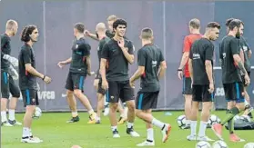  ?? FOTO: CLAUDIO CHAVES ?? Cucurella y Aleñá ya se han entrenado con el primer equipo esta temporada