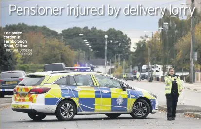  ?? PICTURE: JOSEPH RAYNOR ?? The police cordon in Farnboroug­h Road, Clifton