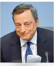  ?? FOTO::DPA ?? EZB-Präsident Mario Draghi macht Hoffnung auf die Zinswende.