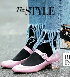  ??  ?? Twinkle-toes-meet-rebelgirl with basic socks and frayed denim jeans at New York Fashion Week