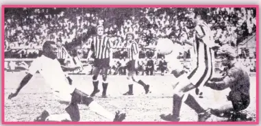  ??  ?? Pele scores one of his three goals for Santos against Newcastle United in Hong Kong, June 4, 1972. (Picture courtesy of Paul Joannou, official Newcastle United historian)