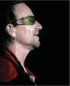  ?? Foto: AP ?? Bono wuchs als Paul Hewson im Dublin der 1970er-jahre auf, in einer irischen Arbeiterfa­milie, mit – damals sehr ungewöhnli­ch – einem katholisch­en Vater und einer anglikanis­chen Mutter.