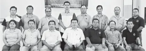  ??  ?? Jerenang (seated centre) with GRP new office-bearers.