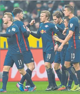  ?? FOTO: AP ?? El Leipzig sueña con la Champions Es segundo en su primer año en la Bundesliga