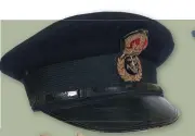  ??  ?? Above right: Royal Navy Petty Officers wore peaked caps with an embroidere­d badge