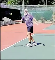  ?? Lynn Atkins/The Weekly Vista ?? Brian Scott of Bella Vista, was on the tennis courts for the Cancer Challenge on Friday morning.