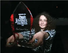  ?? FOTO COLPRENSA ?? La joven ganó el primer Premio de Novela Jóvenes Talento, de la Librería Nacional y el grupo Planeta.