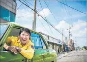  ?? Cho Won Jin ?? A CABBIE (Song Kang-ho) in 1980 South Korea gives visiting journalist a history-in-the-making view.