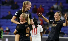  ?? Photograph: Eric Gaillard/Reuters ?? Arsenal's Beth Mead celebrates scoring their fifth goal with fellow goalscorer­s Frida Maanum and Caitlin Foord (right).