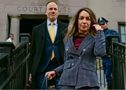  ?? JESSiCA RinAlDi/GlobE StAff ?? Karen Read and her lawyer David Yannetti left Norfolk Superior Court following a motions hearing on March 20.